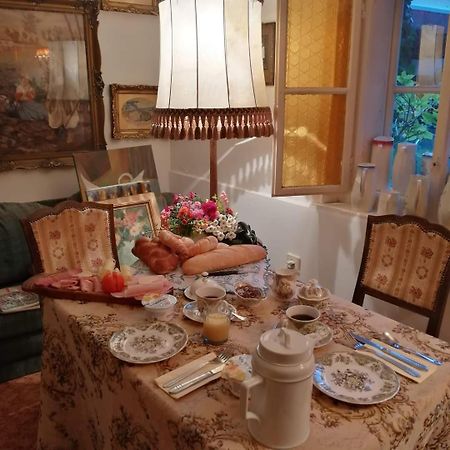 Fonagy Es Walter Vendeg- Es Borhaz Bed & Breakfast Vac Ngoại thất bức ảnh