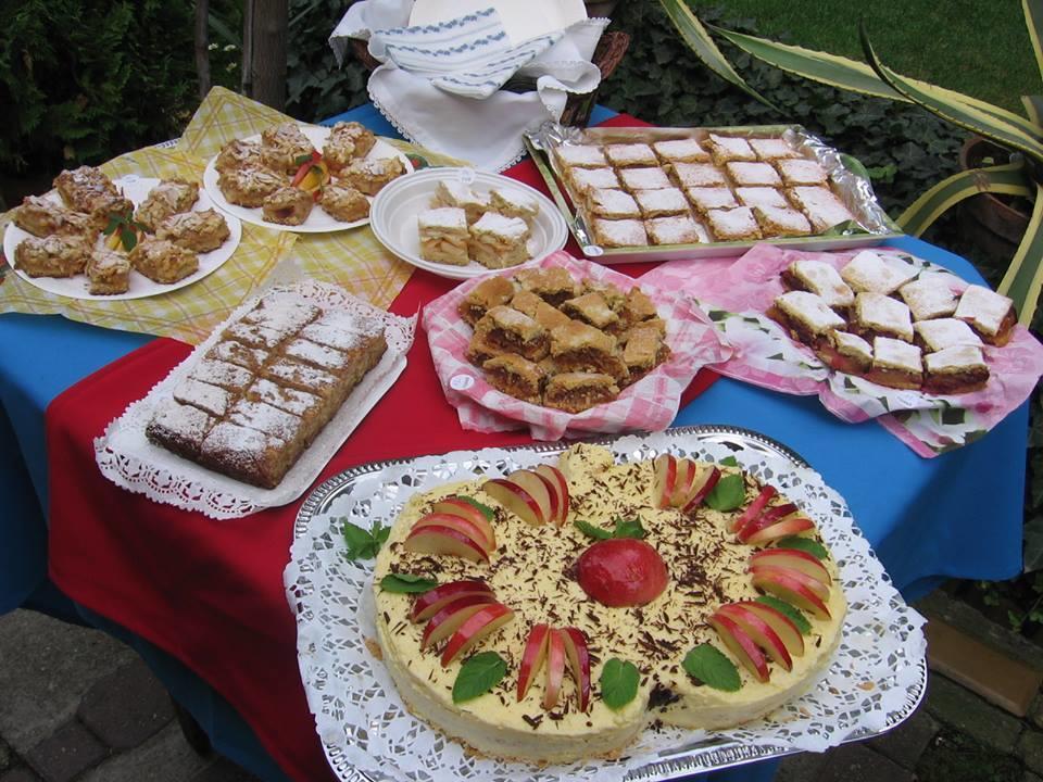 Fonagy Es Walter Vendeg- Es Borhaz Bed & Breakfast Vac Ngoại thất bức ảnh